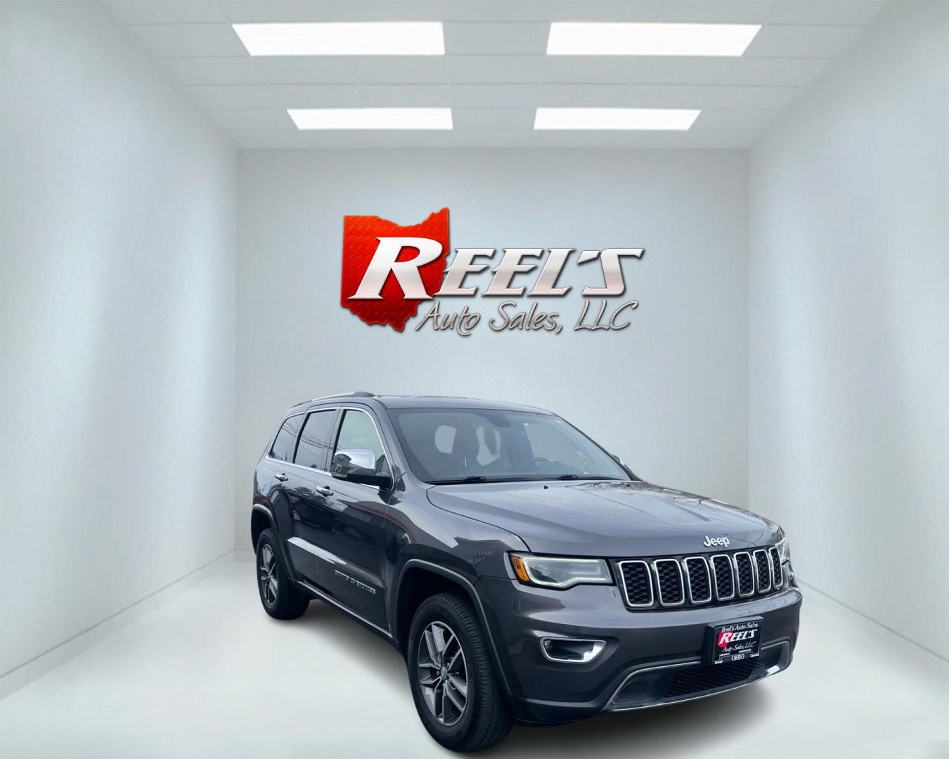 2017 Gray /Black Jeep Grand Cherokee Limited 4WD (1C4RJFBG9HC) with an 3.6L V6 DOHC 24V engine, 8A transmission, located at 547 E. Main St., Orwell, OH, 44076, (440) 437-5893, 41.535435, -80.847855 - Photo#2